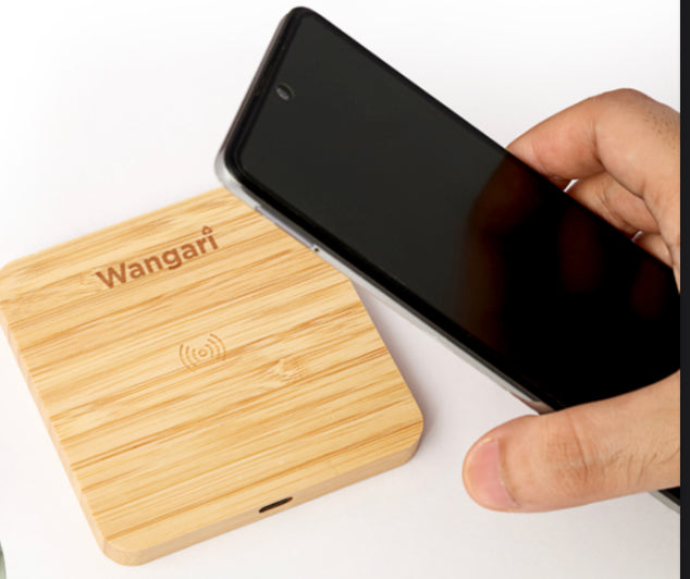 W9 PINE Wireless Charger with USB Hub